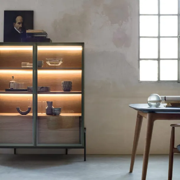 Madia Alta Belt 01 in vetro e legno di Novamobili